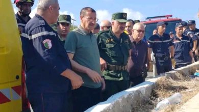 صورة جيجل/ الوالي يقف على الحادث/04 و فيات و إصابة 20 شخص في حادث انحراف حافلة